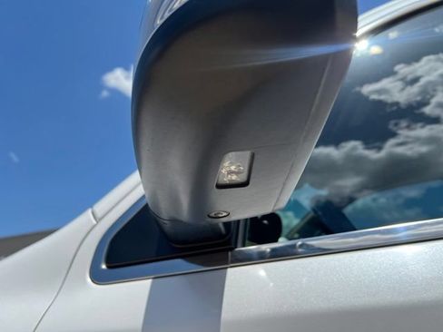Used 2019 RAM 1500 Limited AWD/4WD image 10