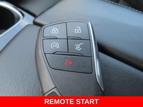 Used 2023 Buick Envision Essence AWD/4WD image 38