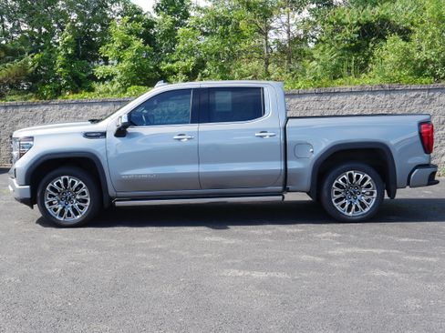 Certified 2023 GMC Sierra 1500 Denali Ultimate AWD/4WD image 3