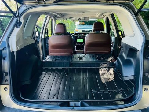 Used 2018 Subaru Forester 2.5i Touring AWD/4WD image 26