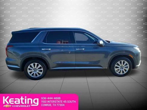 Used 2023 Hyundai Palisade SEL FWD image 4