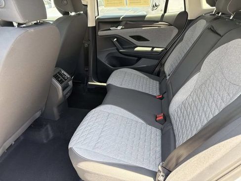Used 2025 Volkswagen Tiguan S AWD/4WD image 11