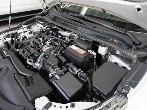 Used 2024 Toyota Corolla SE FWD image 32