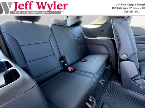New 2026 Chevrolet Traverse LT w/ Driver Confidence Package FWD image 20