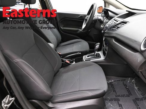 Used 2019 Ford Fiesta SE image 24