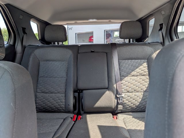 Used 2018 Chevrolet Equinox LT w/ LPO, Protection Package FWD image 17