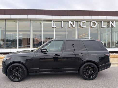 Used 2019 Land Rover Range Rover HSE image 2