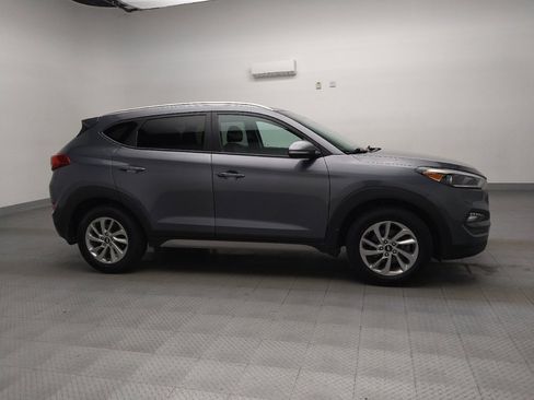 Used 2017 Hyundai Tucson SE Plus image 11