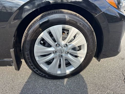 Used 2025 Nissan Sentra S image 21