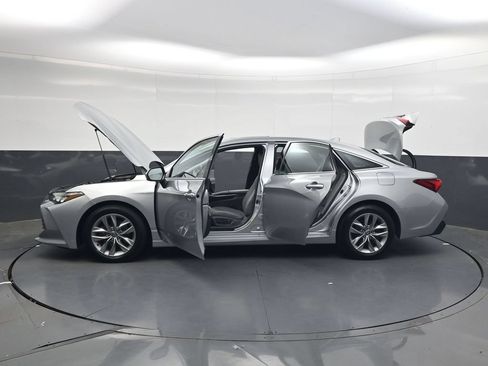 Used 2022 Toyota Avalon XLE w/ Moonroof Package FWD image 40