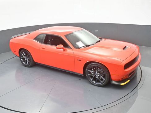 Used 2023 Dodge Challenger R/T w/ Blacktop Package image 44