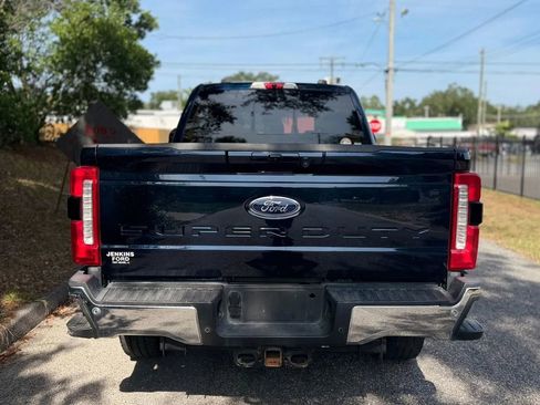 Used 2023 Ford F250 Lariat w/ Lariat Ultimate Package AWD/4WD image 3