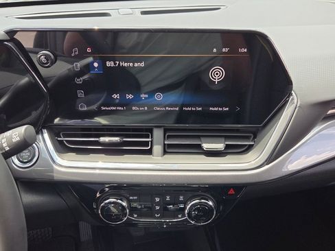 New 2026 Chevrolet Trax ACTIV w/ Driver Confidence Package FWD image 17