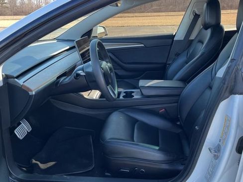 Used 2023 Tesla Model 3 Performance image 6