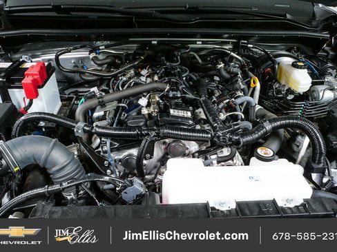 Used 2025 Toyota 4Runner SR5 RWD image 32
