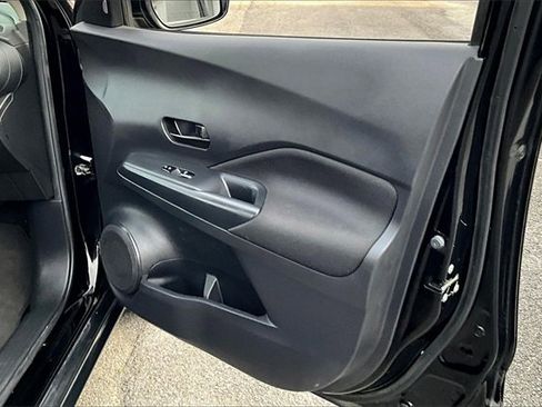 Used 2022 Nissan Kicks S w/ Interior Electronics Package image 19