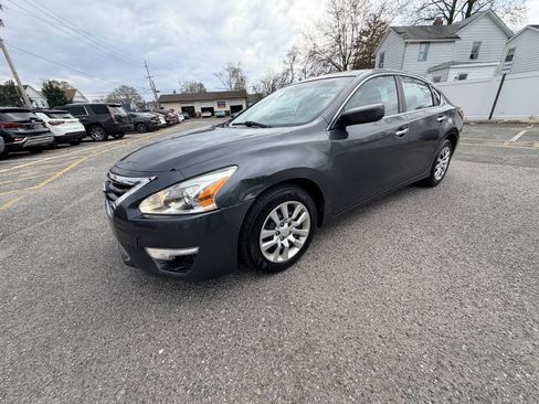 Used 2013 Nissan Altima 2.5 S FWD image 35