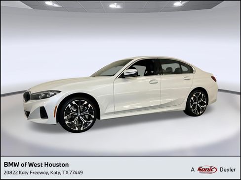 Used 2025 BMW 330i xDrive Sedan w/ Premium Package AWD/4WD image 1