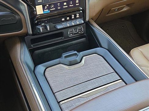 Used 2022 RAM 3500 Limited AWD/4WD image 7