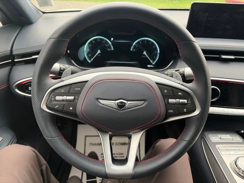 Used 2023 Genesis GV70 2.5T w/ Sport Prestige Package AWD/4WD image 5