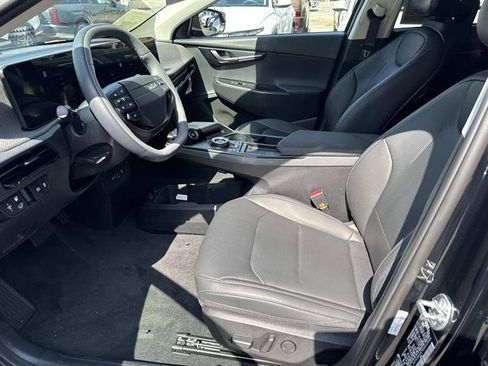 Used 2025 Kia EV6 Wind RWD image 14
