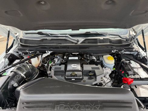 Used 2024 RAM 2500 Big Horn image 43