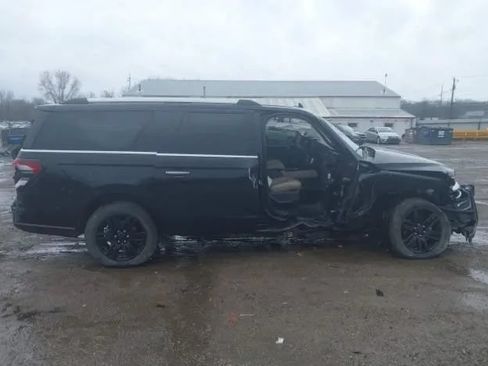 Used 2024 Ford Expedition Max Limited AWD/4WD image 5