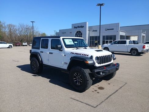 New 2026 Jeep Wrangler Unlimited Rubicon w/ Xtreme 35 Tire Package image 2