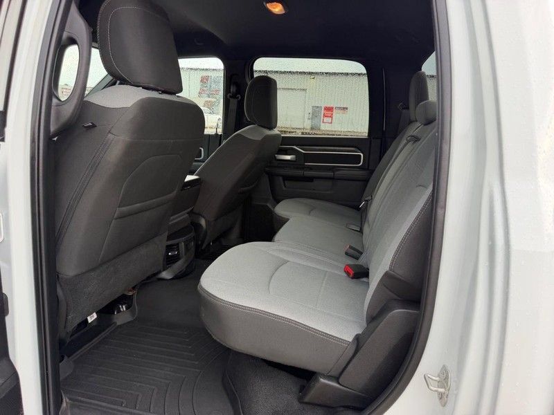 Used 2024 RAM 2500 Big Horn AWD/4WD image 7