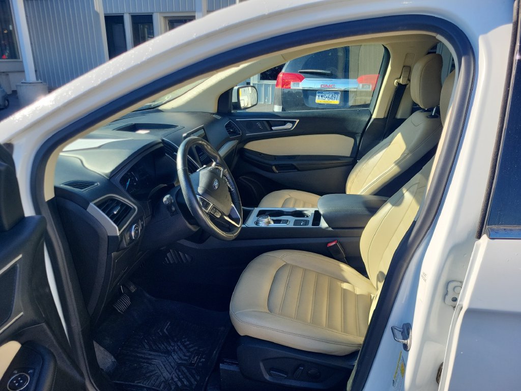 Used 2022 Ford Edge SEL AWD/4WD image 8