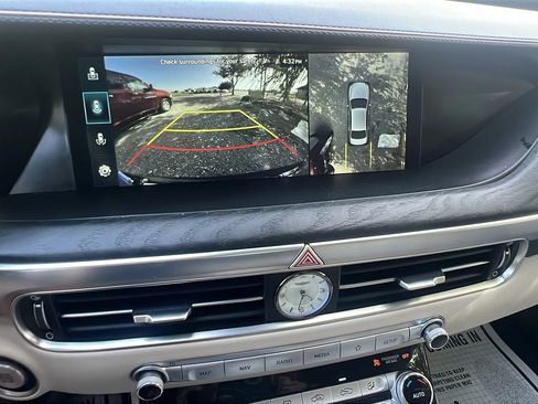 Used 2021 Genesis G90 5.0 Ultimate RWD image 14