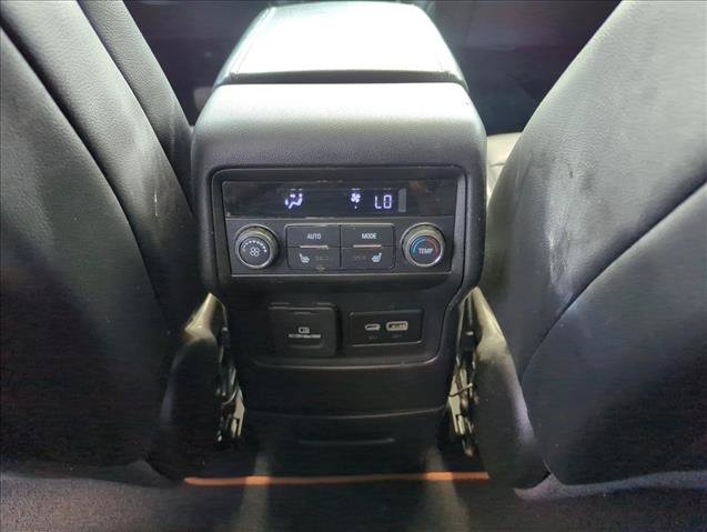 Used 2022 GMC Acadia AT4 w/ Technology Package AWD/4WD image 20
