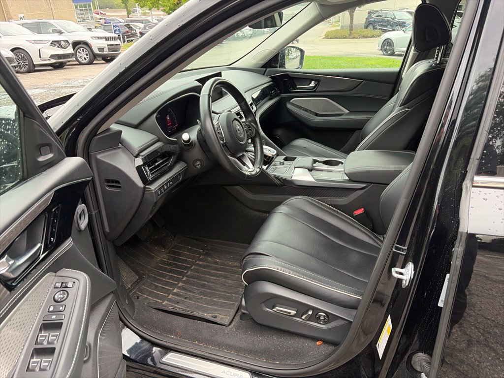 Used 2024 Acura MDX w/ Advance Package AWD/4WD image 10