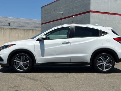 Used 2021 Honda HR-V EX image 9