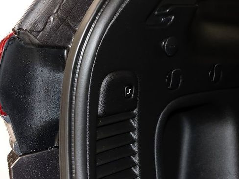 Used 2021 Jeep Grand Cherokee Limited image 30