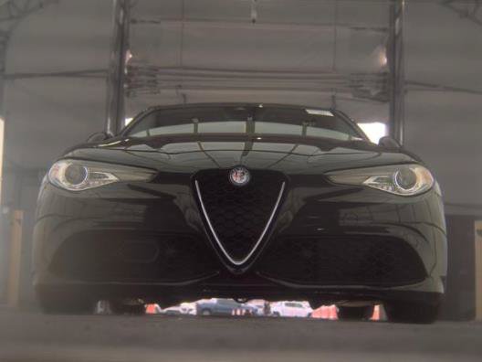 Used 2019 Alfa Romeo Giulia Ti Sport w/ Quick Order Package 22U Sport RWD image 3