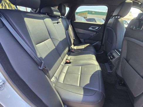 Certified 2025 Land Rover Range Rover Velar Dynamic SE image 14