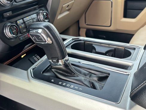 Used 2016 Ford F150 Lariat w/ Equipment Group 502A Luxury image 40