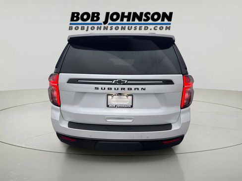 Used 2024 Chevrolet Suburban Z71 w/ Luxury Package image 6