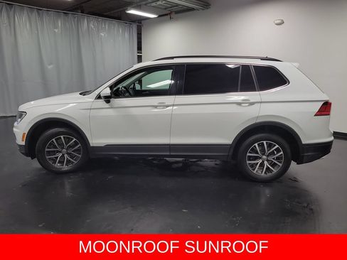 Used 2019 Volkswagen Tiguan SE w/ Panoramic Sunroof Package FWD image 6