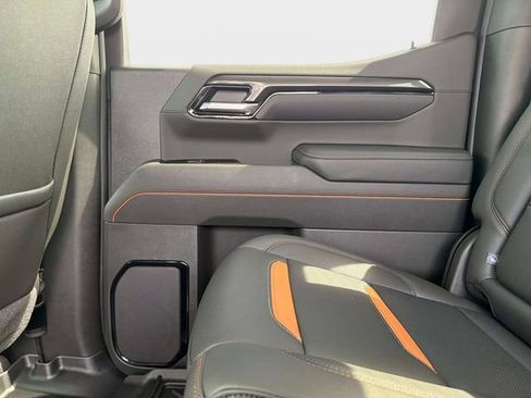 New 2026 GMC Sierra 1500 AT4 w/ AT4 Premium Package AWD/4WD image 14