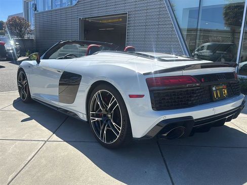 Used 2023 Audi R8 V10 performance image 8