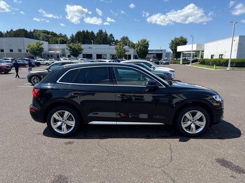 Used 2018 Audi Q5 2.0T Premium Plus w/ Premium Plus Package AWD/4WD image 6