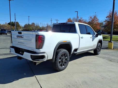 Used 2026 GMC Sierra 2500 AT4 w/ AT4 Premium Plus Package image 7