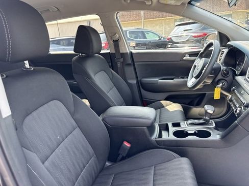 Used 2022 Kia Sportage LX image 28