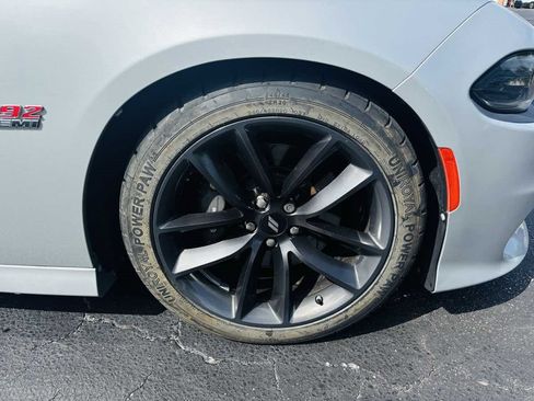Used 2019 Dodge Charger Scat Pack w/ Plus Group image 2