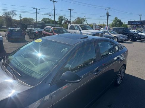 Used 2020 Kia Forte GT FWD image 14