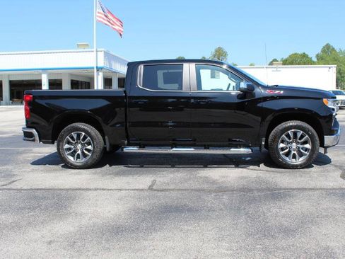 New 2025 Chevrolet Silverado 1500 LT image 6