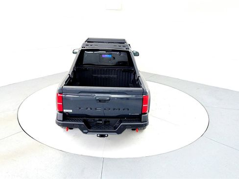 Certified 2025 Toyota Tacoma 4x4 Double Cab Hybrid image 17