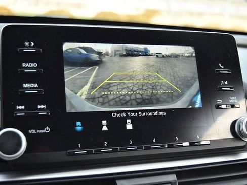 Used 2020 Honda Accord LX image 13